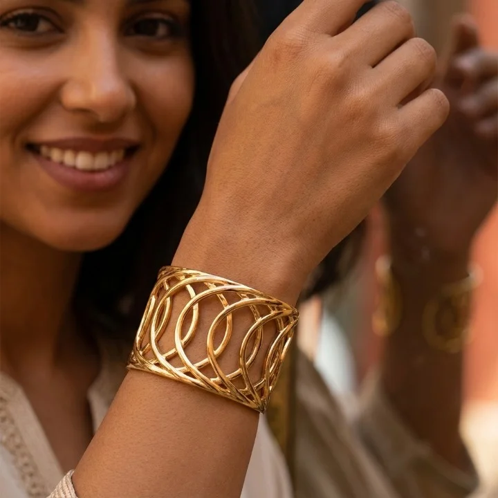 Bracelet Manchette Olympe – Le Design Ajouré Magistral – Image 5