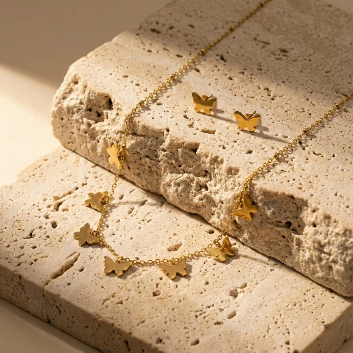 Set Papillons d’Or – Une Parure Irrésistible & Étincelante – Image 4