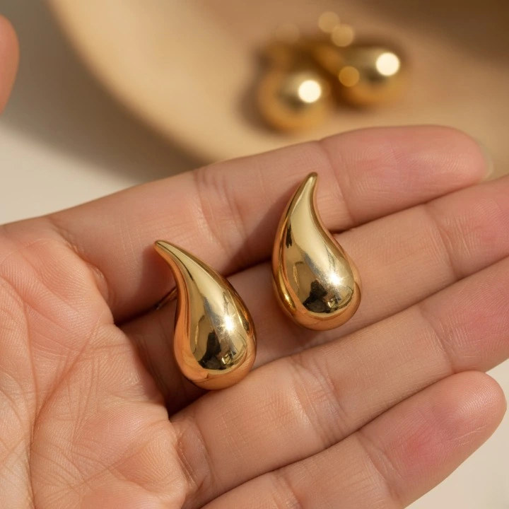 Larme d'Or – Boucles d'Oreilles Goutte Poli Miroir – Image 4