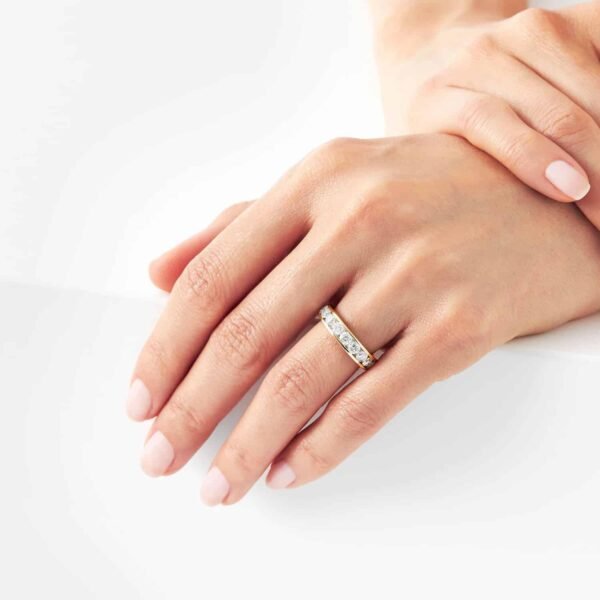 18ct Yellow Gold 1.50ct Brilliant Cut Goldsmiths Brightest Diamond Eternity Ring – Image 2