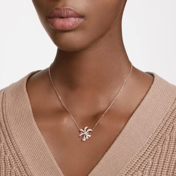 Volta Rose Gold Plated Cubic Zirconia Bow Pendant – Image 2