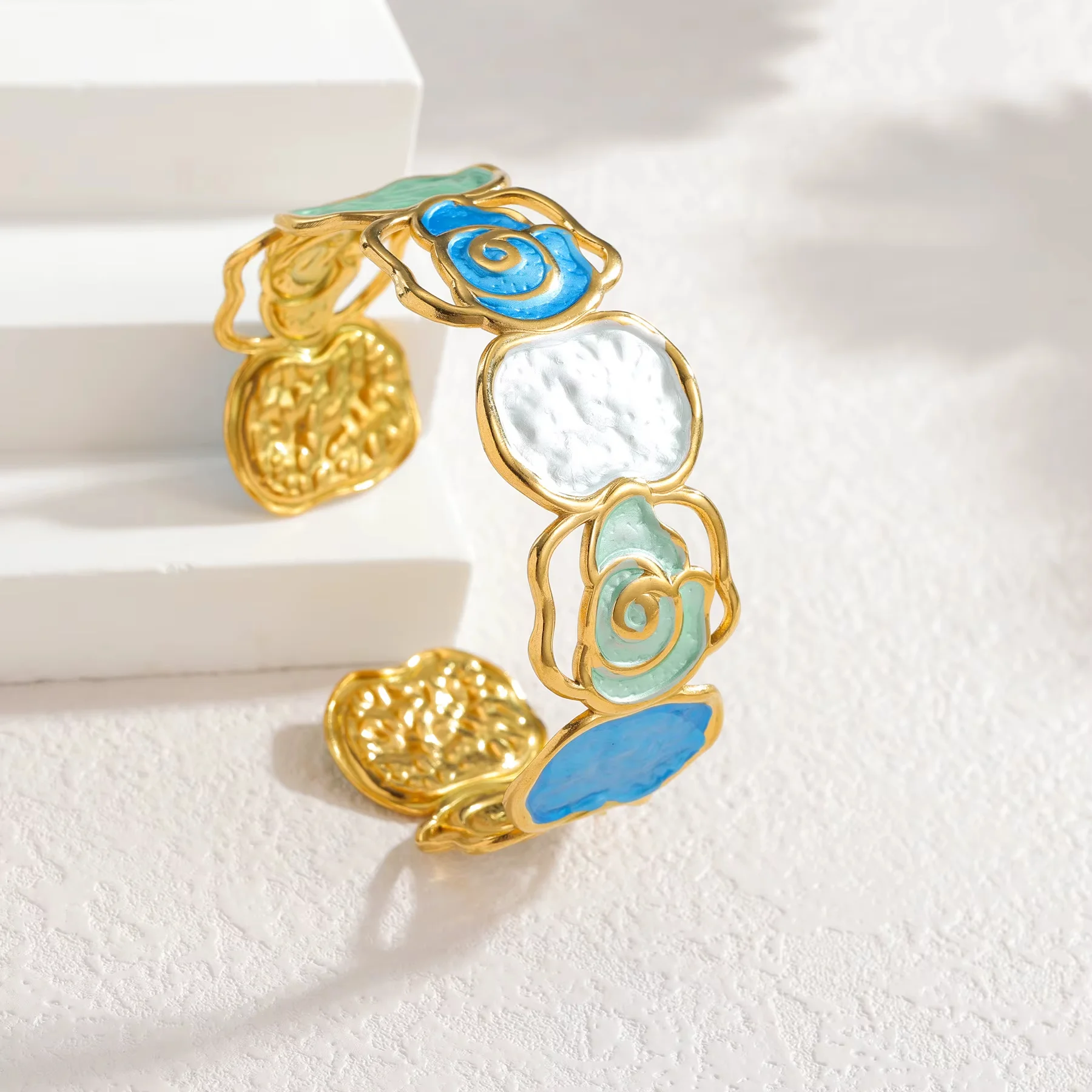 Bracelet Manchette « Rosa Mystica » – Édition Émail Artisanal – Image 6